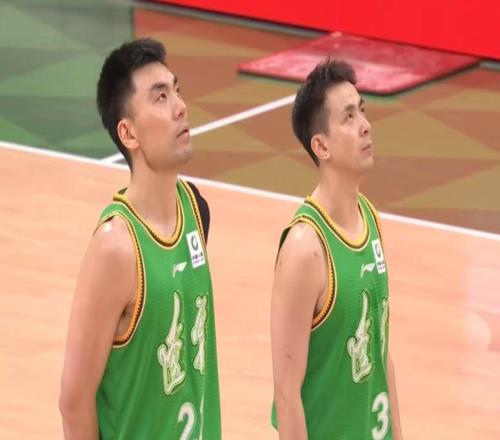 CBA狂歡夜！趙繼偉復(fù)出24分7助遼寧結(jié)束2連敗山西末節(jié)逆轉(zhuǎn)北京