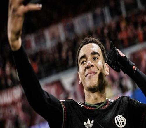 孔帕尼：穆西亞拉帶回了很多正能量，現在最重要的是融入球隊