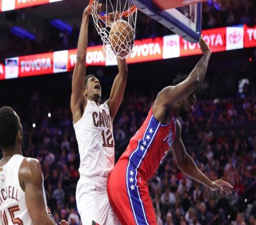 場(chǎng)均28分8板，作為昔日MVP，越打越辛酸！或許你該考慮退役了