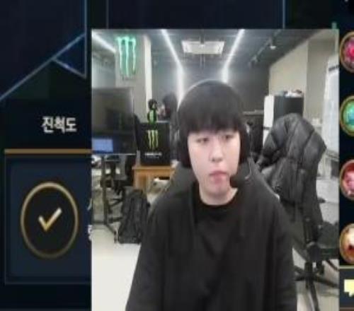 回韩国就不演了Kanavi直播对中文弹幕态度恶劣,粉丝长文表示不满