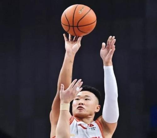 CBA常規賽！遼寧主場對陣深圳，趙繼偉回歸率隊死磕深圳雙塔