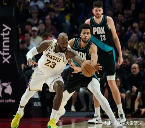 湖人兩敗因出爐，老詹談吹罰攤牌！雷迪克賽后很滿意，新援好消息