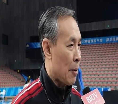 周琦又傷了！對陣黑馬打不了，北京隊或再被爆冷，許利民等來強人