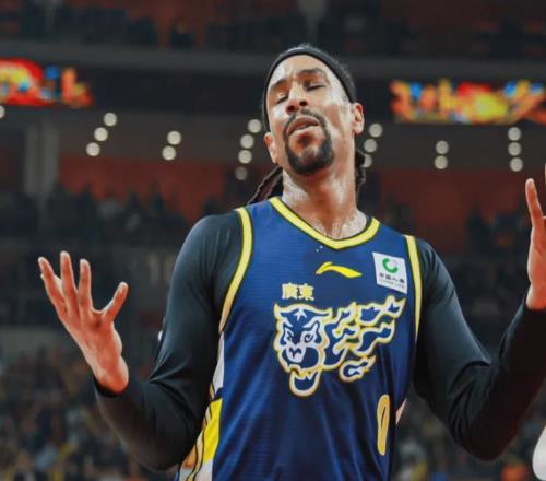 廣東隊繼續補強，大外援2選1，麥考爾、奎因只能留一個