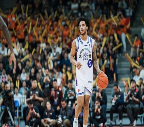 賽場直擊丨廖三寧再現絕殺客場險勝廣東男籃