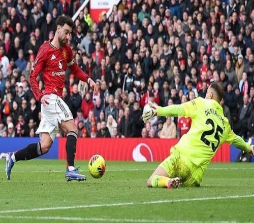 依舊大腿，B費助攻+關鍵傳球6次、搶斷4次，全場最高分