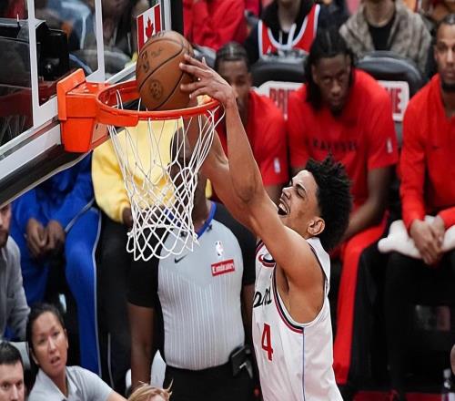 防守端的作用依然突出！快船鋒線新秀需要繼續這樣的強勢表現