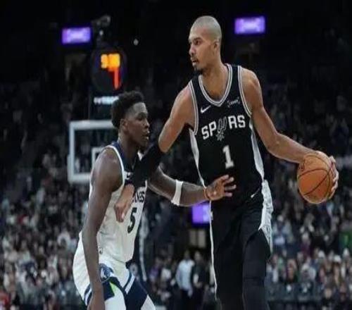 華茲的55分，杜蘭特的39分