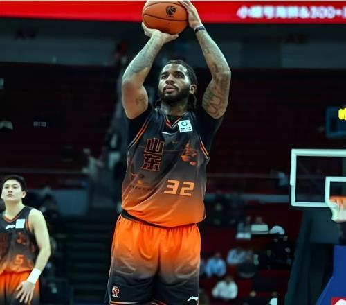 高速換外援謎團：小外援就沒打算換，第四外援大三雙強人浮出水面