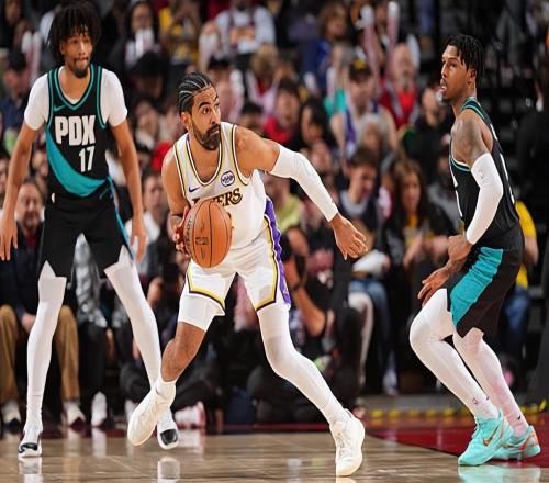 完完全全就是負(fù)面影響，湖人后場大將的進(jìn)攻能力還不如底薪球員