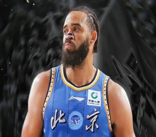 北京男篮接触麦基有实质性进展,周琦检查眼疾上海大将即将复出