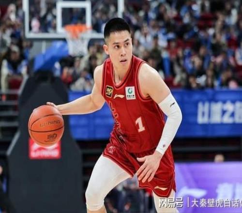 豪門(mén)命不同！CBA精彩一夜：遼寧翻車(chē)，最新排名：上海隊(duì)反超廣東