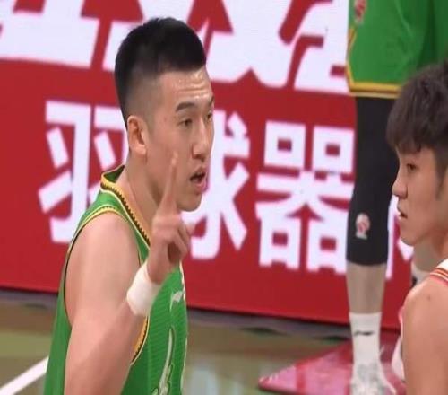 果然輸了！遼籃被爆冷，趙繼偉啞火7投1中，賀希寧爆發砍32分9板