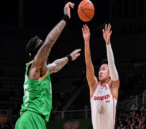 遼寧輸球問題在手帝鋒無力+三分不中，賀希寧表現對比強烈