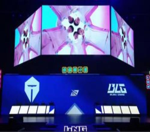 把T1給我叫過(guò)來(lái)！BLG開(kāi)賽豪取三連勝位列登峰組第一！