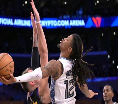 王者歸來，灰熊隊(duì)莫蘭特傷愈復(fù)出，對(duì)陣魔術(shù)隊(duì)上半場(chǎng)火力全開