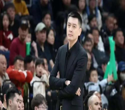 離隊(duì)信號(hào)！遼籃新援基本被棄用只打2分鐘楊鳴忍耐度已到