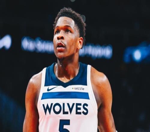 文班亞馬39+9+2封蓋，華子55分+末節26分難救主，馬刺復仇森林狼