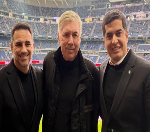 安切洛蒂回伯納烏看球并社媒發(fā)文：看到皇馬取勝真的很開心