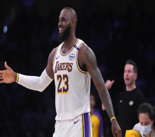 心態好，湖人隊詹姆斯從慘敗開拓者隊中看到了長遠的積極意義