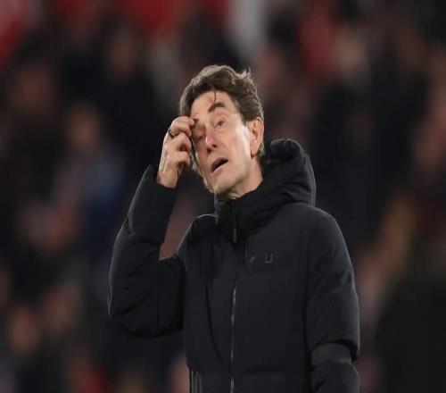 天空體育：熱刺高層在考慮所有選項，尚未決定弗蘭克的去留