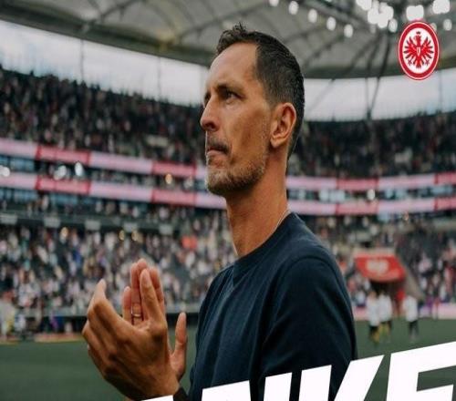 官方：法蘭克福主帥托普穆勒下課帶隊近9場1勝4平4負