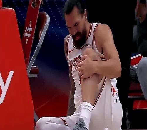 勝鵜鶘發(fā)布會(huì)！烏度卡給到4將足夠認(rèn)可，杜絕信任小陣容太固執(zhí)！