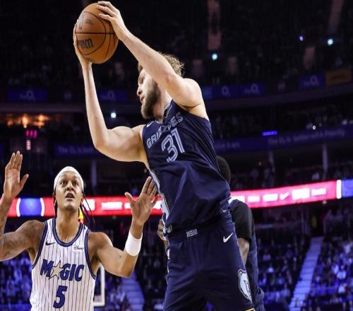 離開火箭后完成了大爆發！內線大將已經成為了灰熊的關鍵人物