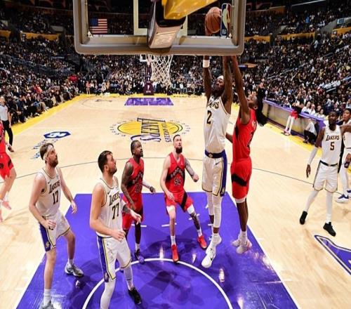 防守端的貢獻度太高了！湖人能不能充分發揮出鋒線大閘的潛能