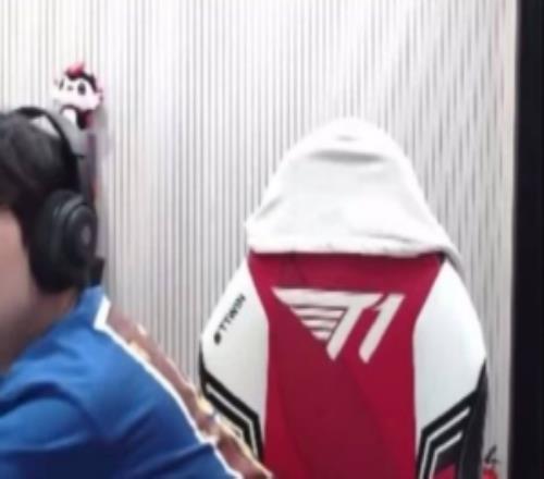 Doran收到中国粉丝送的3万个气球:首先让我查一下飞往中国的航班