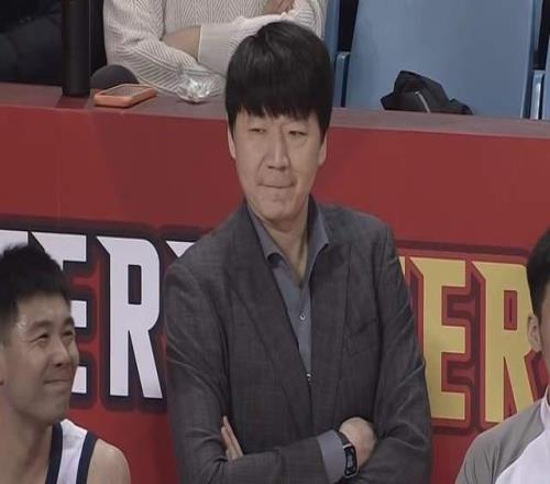 山東男籃小勝，高詩巖12+5關鍵三分雙塔替克里斯新外援25日到