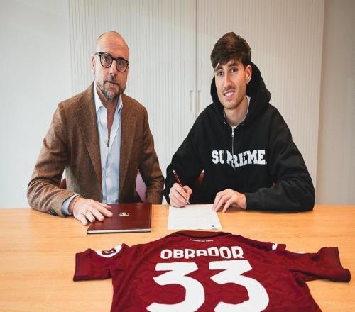 官方：都靈租借加買斷權從本菲卡引進皇馬舊將奧夫拉多爾