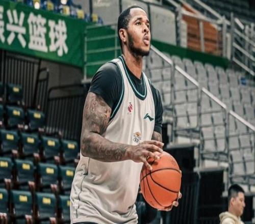 CBA最新消息！瓊斯加盟山東男籃，遼寧男籃尋找新外援