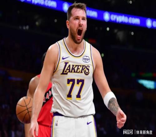 狂暴！東契奇38+13+10，老詹一神跡戛然而止！