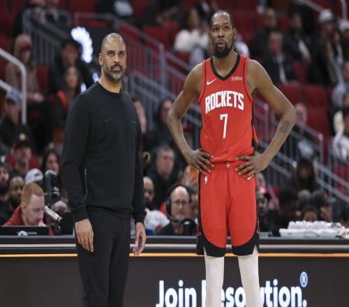 三分球不靈也沒關(guān)系烏度卡信心滿滿強(qiáng)調(diào)我們還有其他武器_NBA直播