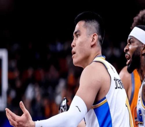 北京2主力打強(qiáng)隊(duì)真不行！杰曼+陳盈駿內(nèi)外線全被限制，趙睿太重要