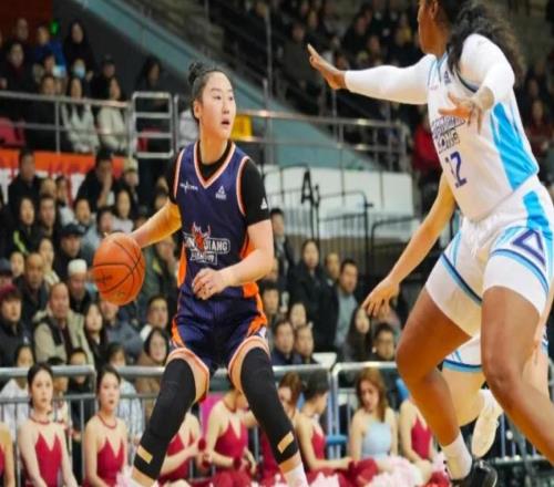 外援4節8人次不用了！武漢盛帆女籃“一放到底”是放棄還是硬剛