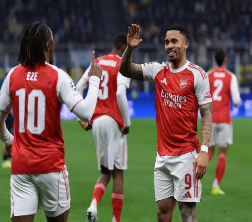 31！阿森納攻陷梅阿查，7連勝提前出線，送國米歐冠尷尬3連敗