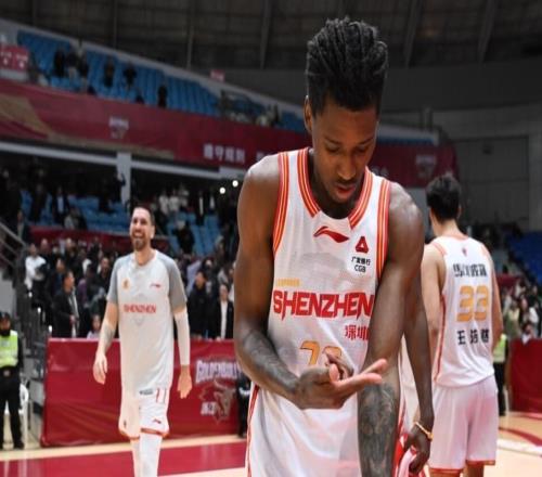 CBA一夜上演雙絕殺！廣東苦主慘遭反絕殺：深圳無愧第1絕殺大隊