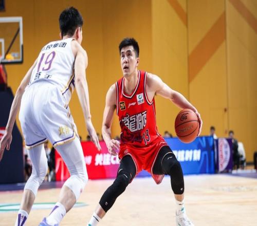 像郭艾倫張鎮麟那樣趙繼偉向遼籃表忠心曝他休賽期曾接觸首鋼