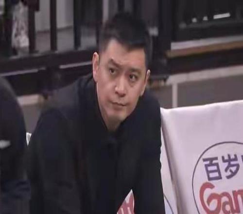 真沒戲了，遼寧隊輸山西再收兩大壞消息，楊鳴進季后賽都是難題