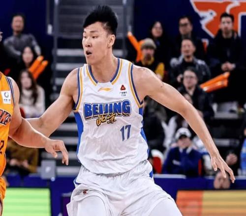 拿600萬，空籃不進+0分1板3犯，球迷樂了：給你5星，把我逗笑了