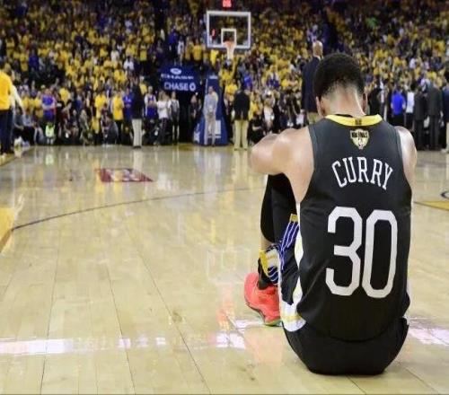 巴特勒賽季報銷后交易！大JB笑了！庫里想哭！最新回應(yīng)來了！