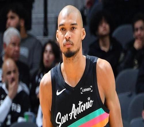 逆轉！火箭擊潰馬刺，謝潑德扛大旗，申京20+13+9，文班亞馬低迷