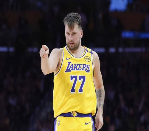 1726！這就是湖人隊的改變，東契奇不如亞歷山大的原因已找到