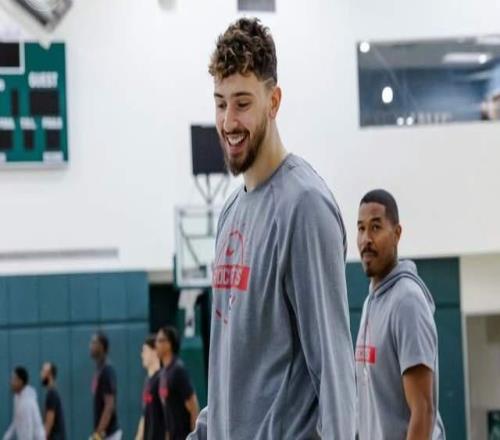 3巨頭22助攻，火箭彌補1號位短板申京20+13碾壓文班內(nèi)線變優(yōu)勢