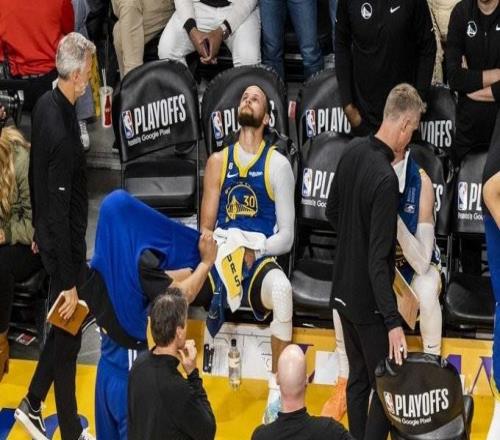 提前被換下，庫里16中6得16分3板3助1斷，正負值25全場第二低