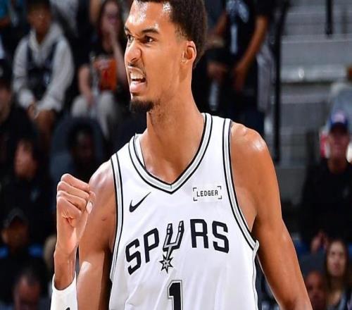 三大鐵衛鎖喬治，文班33+10+2封蓋，馬刺復仇爵士3連勝宣戰火箭