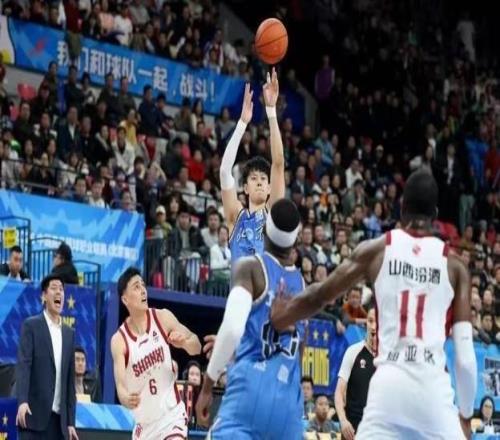 CBA曾凡博腰部舊傷復發歸期待定