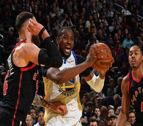 轟20分+在場(chǎng)贏3分！勇士23歲新星憋了33天歸來(lái)，科爾：很滿意